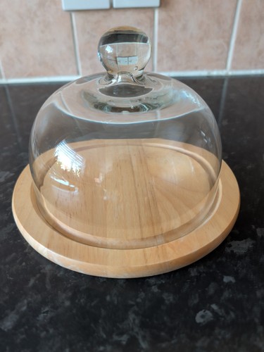 Cake stand with dome - cake,